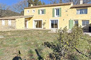 CHARMING RENOVATED STONE BASTIDE IN THE COUNTRYSIDE