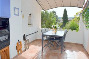 TOWNHOUSE WITH TERRASE ON THE ROOF IN SEILLANS