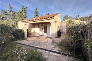 HOUSE WITH POOL IN FREJUS