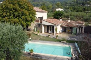 BEAUTIFUL VILLAGE HOUSE, 700 METRES FROM THE VILLAGE SEILLANS