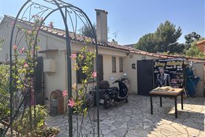 ONE STOREY HOUSE IN FREJUS