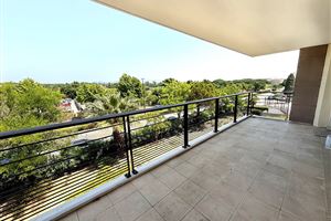ONE BEDRROM APARTMENT IN FREJUS