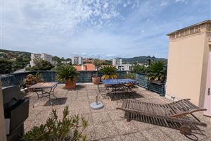 TOPFLOOR APARPENT IN RESIDENCE WITH POOL IN SAINTE MAXIME