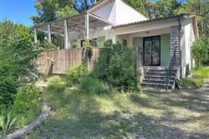 CHARMING VILLA IN COUNTRYSIDE SETTING WITH POOL IN THORONET