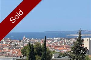 ONE BEDROOM APARTMENT WITH SPLENDID VIEW IN NICE