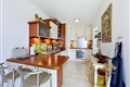 BRIGHT AND WELL-KEPT APARTMENT WITH LARGE TERRACE, GARAGE AND PRIVATE BOAT SPACE